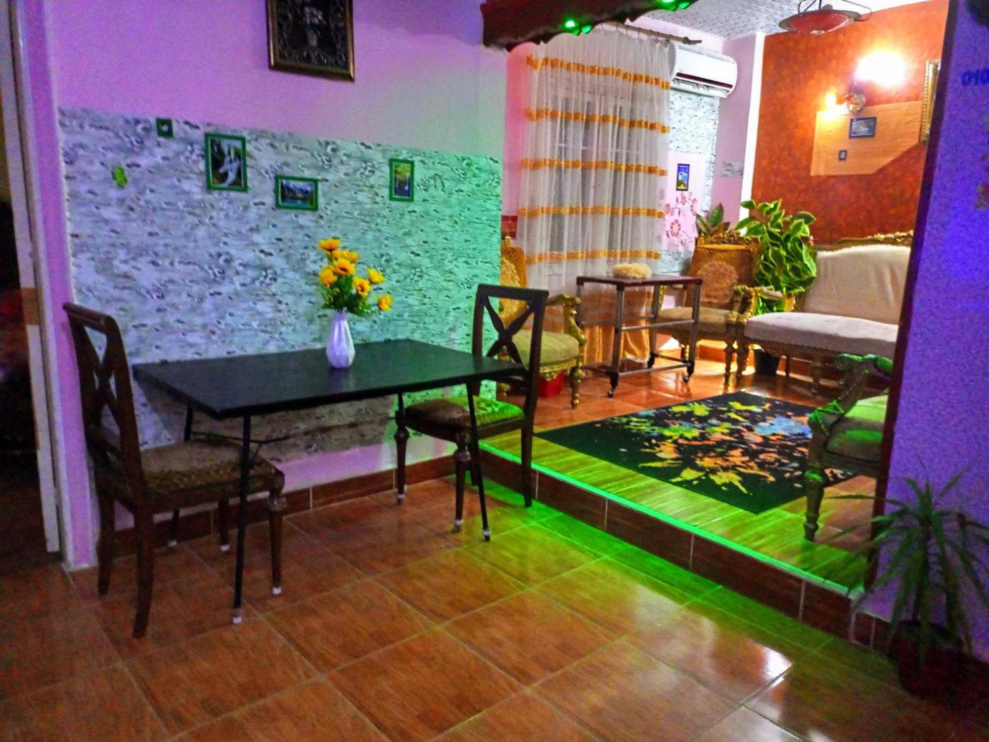 Fayrouzat Almndra Near The Sea With Garden View Alexandria Exterior foto